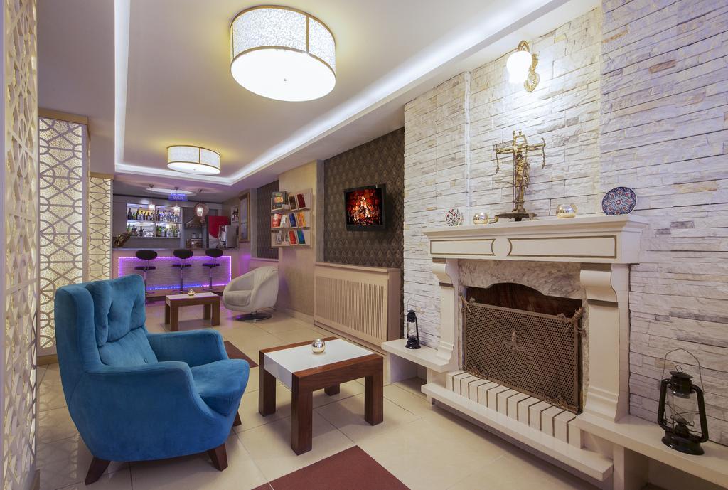 Grand Zentrum Hotel & Cafe Restaurant - Taksim Square Estambul Exterior foto