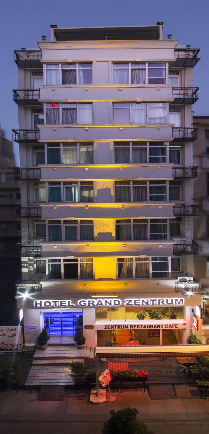 Grand Zentrum Hotel & Cafe Restaurant - Taksim Square Estambul Exterior foto
