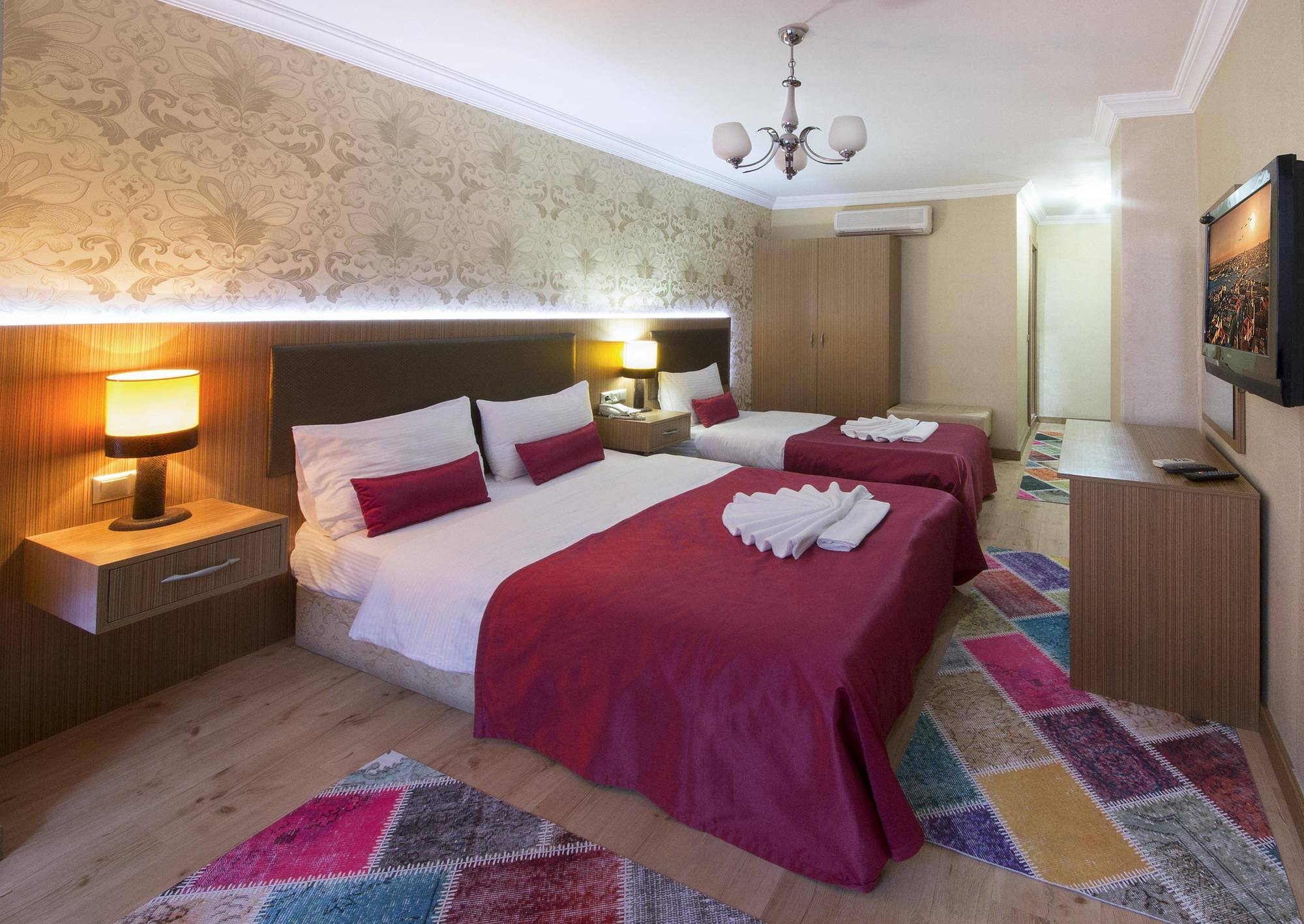 Grand Zentrum Hotel & Cafe Restaurant - Taksim Square Estambul Exterior foto