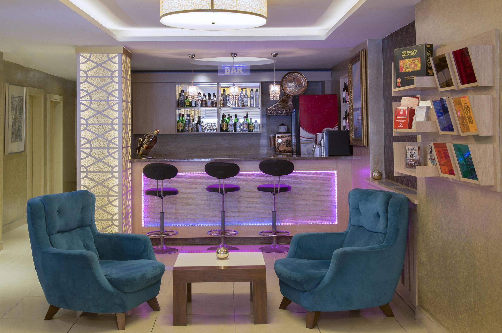 Grand Zentrum Hotel & Cafe Restaurant - Taksim Square Estambul Exterior foto